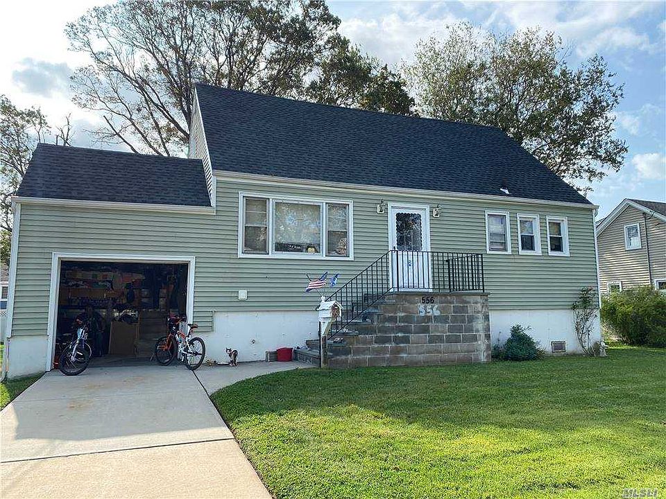 1st image of 556 S Bayview Ave