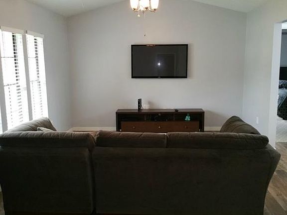 2nd image of 7613 Castlebay Ct