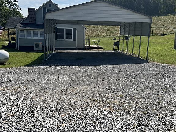 5th image of 43 Preston Ln