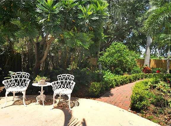 5th image of 6060 SW 85th St