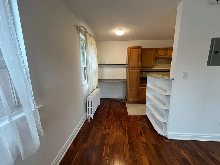 16 Church St E #8 — Photo 10