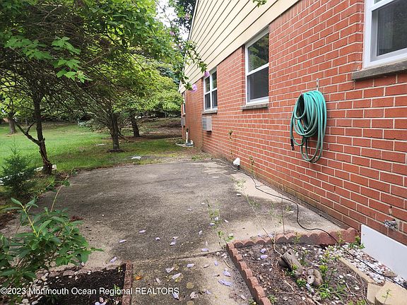 3rd image of 18 Salem Drive #A