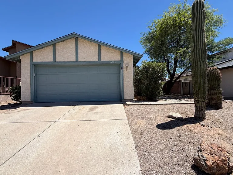 9368 N Hampshire Dr — Photo 14