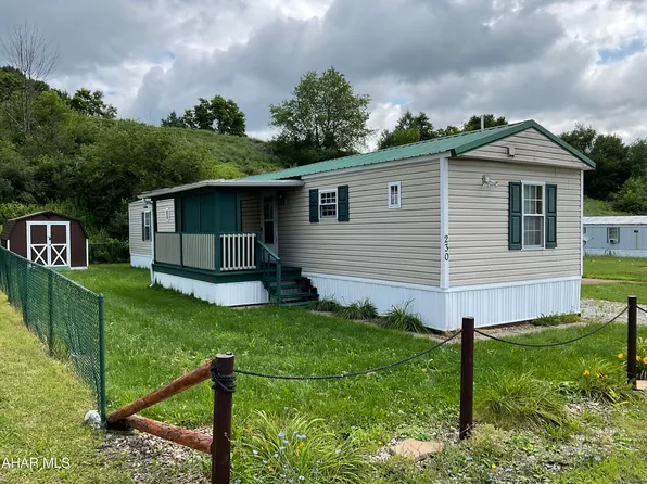 230 Pleasant Dr, Tyrone, PA 16686