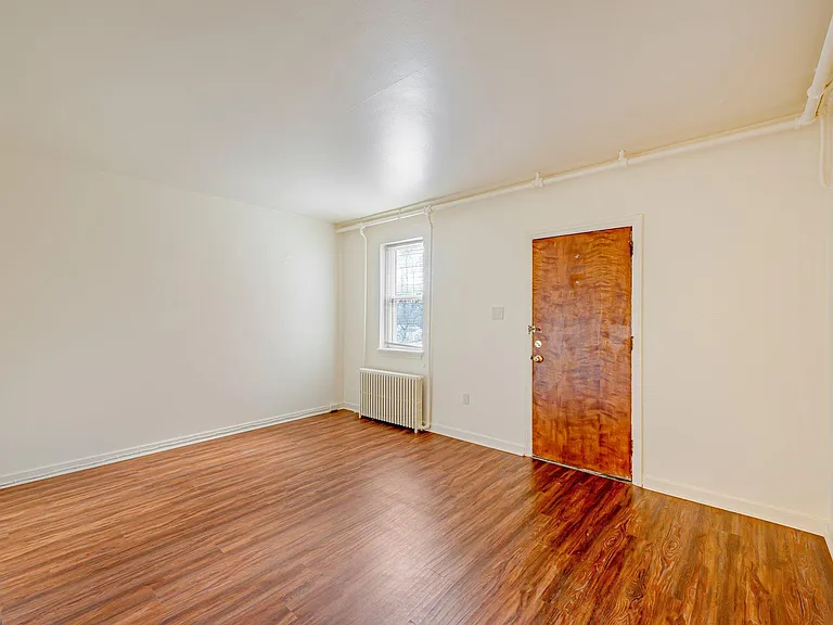 Southcrest Heights — Photo 14