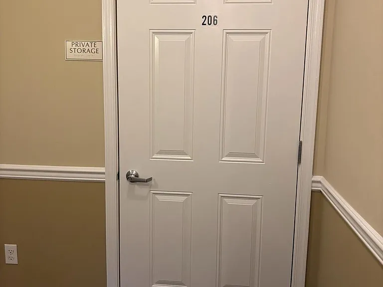1321 Sierra Dr — Photo 4