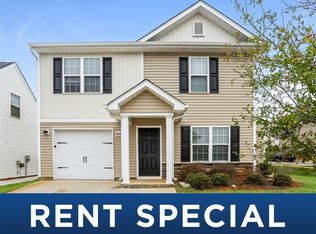 16104 Preston Knoll Ln, Charlotte, NC 28215