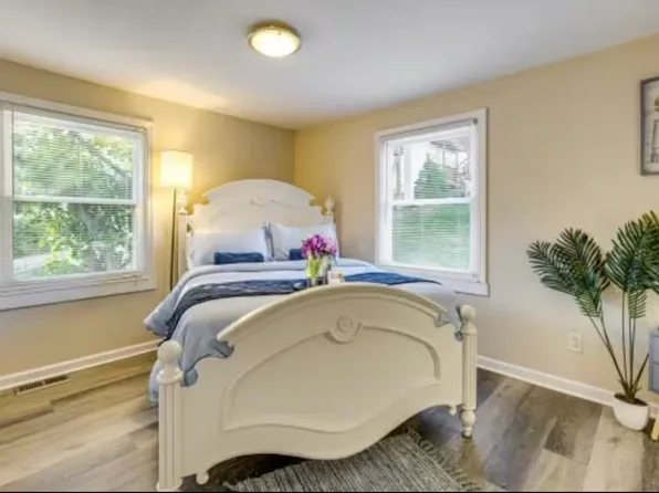 1108 Valley View Ave, Morgantown, WV 26505