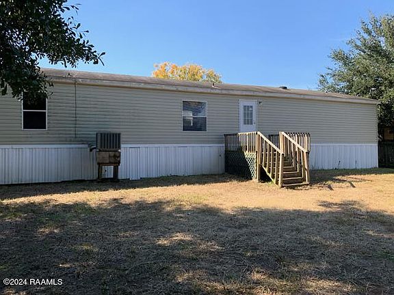 3rd image of 107 Windfern Dr