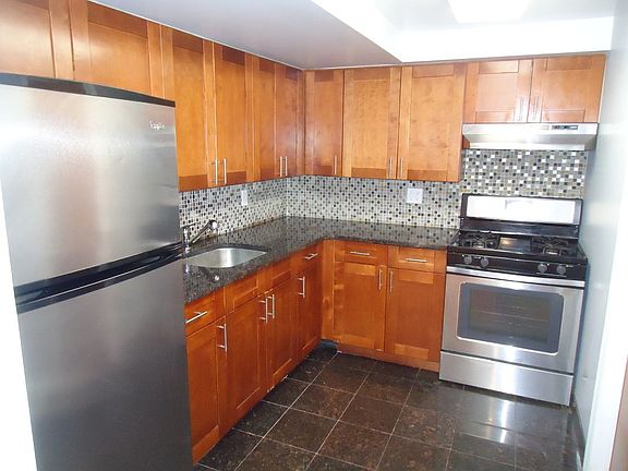 2nd image of 24-58 Crescent St #1