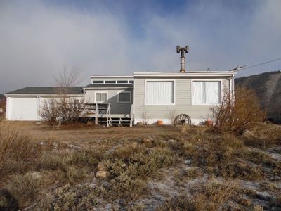27 Corner Mountain Cir, Centennial, WY, 82055