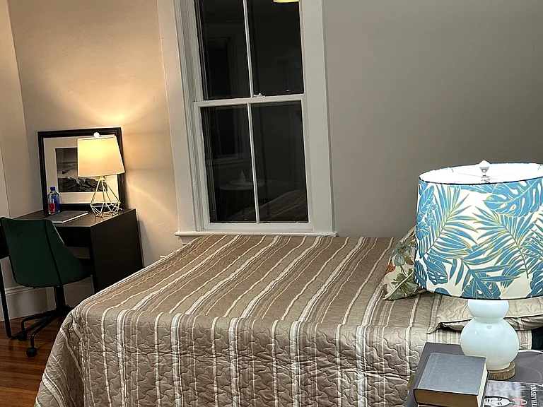 52 Bonair St #1A — Photo 36