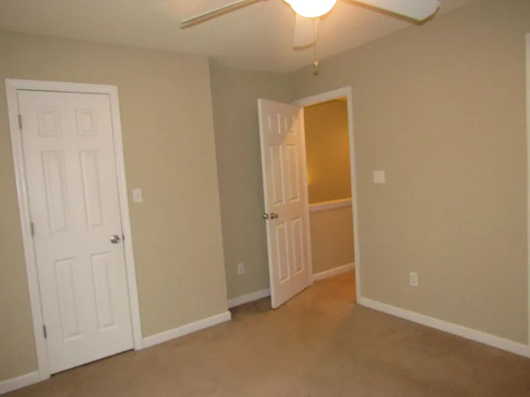 149 W Main St — Photo 15