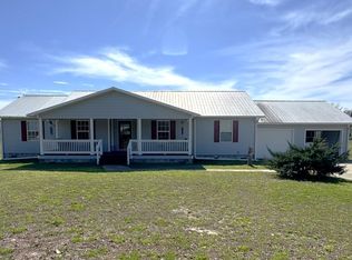 7705 Shady Grove Rd, Grand Ridge, FL 32442