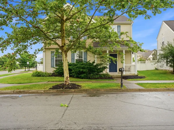 6015 Grand Strand Ave, Westerville, OH 43081