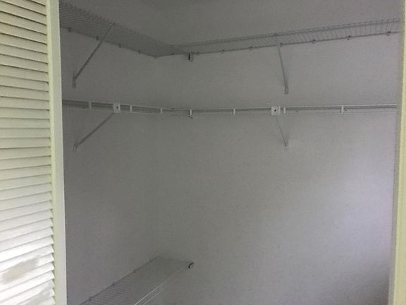 5th image of 3138 Virginia St