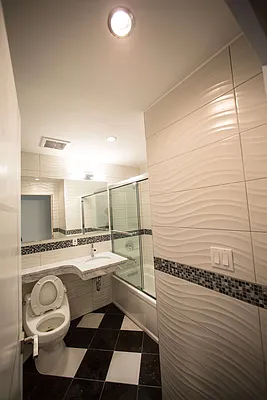 Rented by Kinyu Realty | media 3