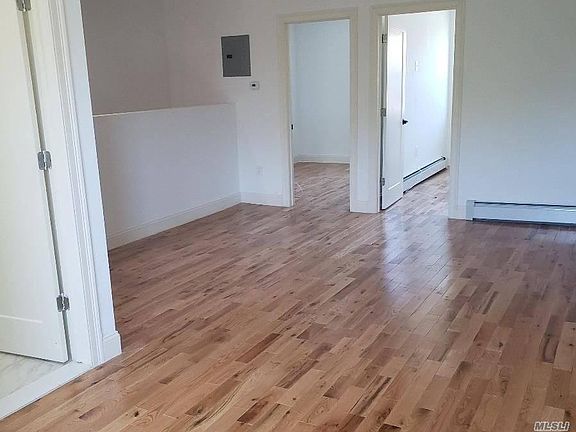 3rd image of 2-22624 141st Ave #2