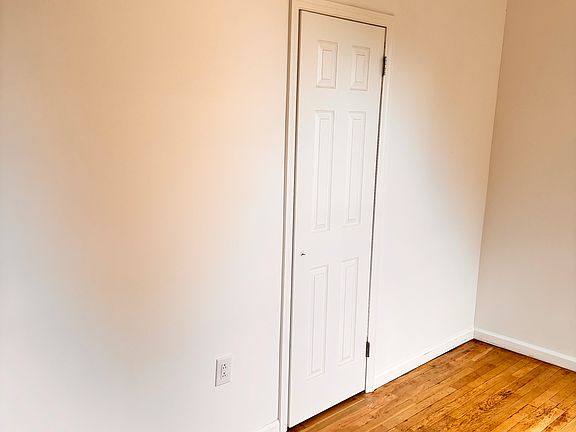 4th image of 14444 Sanford Ave APT 6C