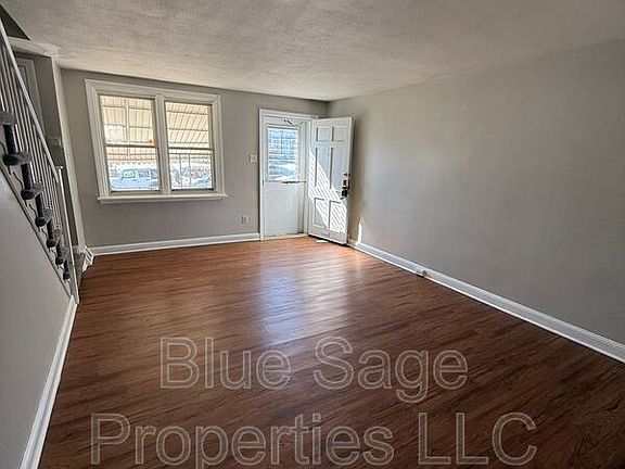5th image of 319 S Church St