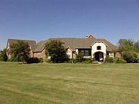 2nd image of 510 Cambridge Dr