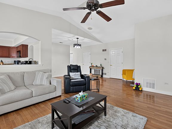 4th image of 7919 Trinity Cir Unit 4NW