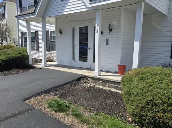 14 Tampa Drive #B, Rochester, NH 03867