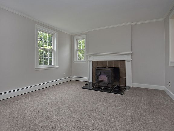 2nd image of 90 Puritan Dr