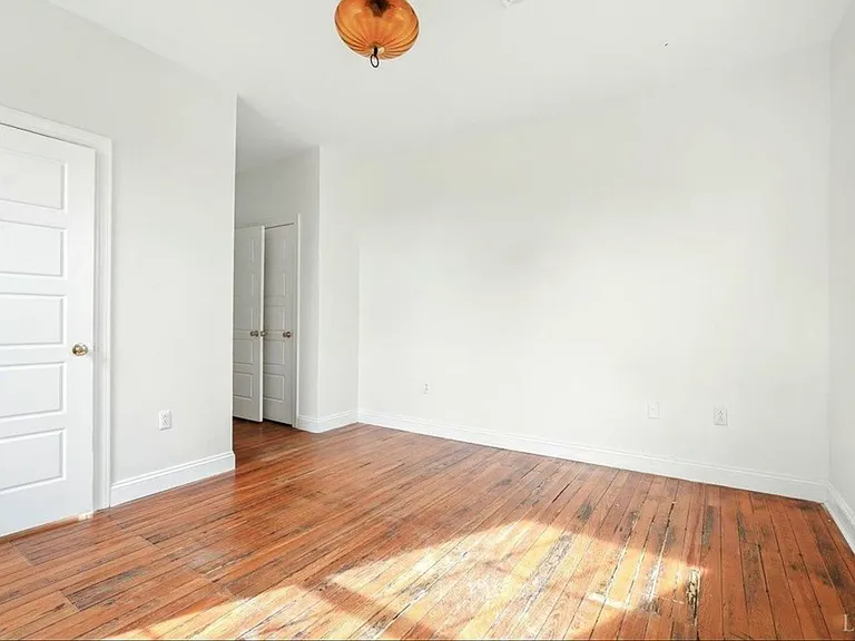 1423 Pierce St — Photo 37
