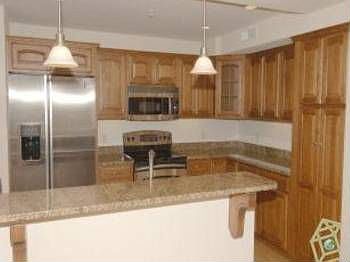 5th image of 123 W Washington Ave Unit 501