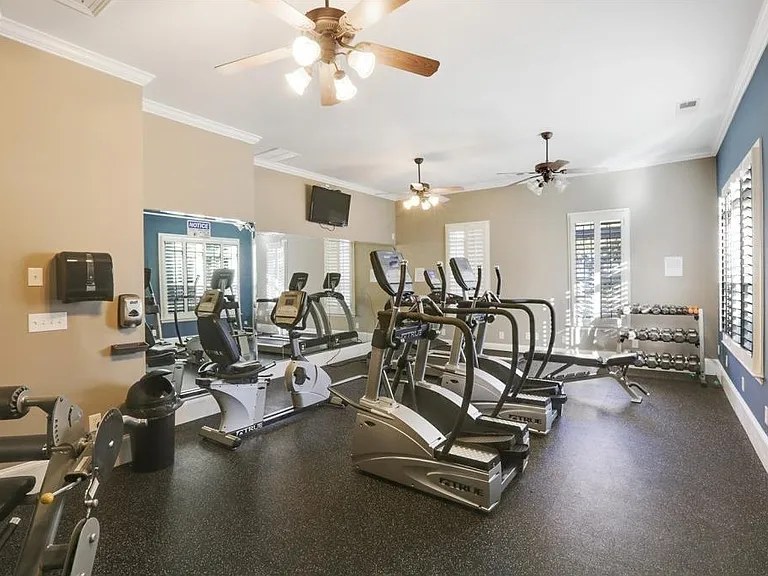 2130 Highland Gate Dr — Photo 22