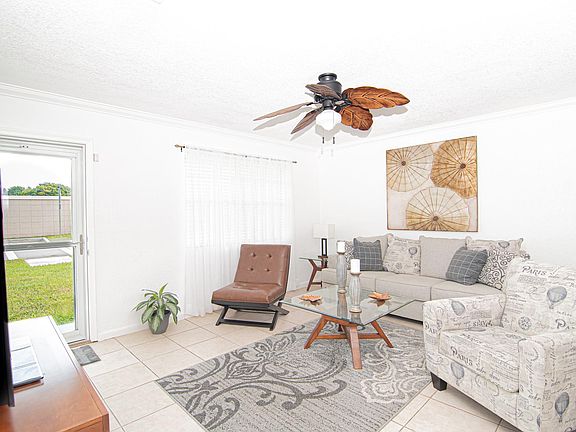 2nd image of 6872 SW 15th Street