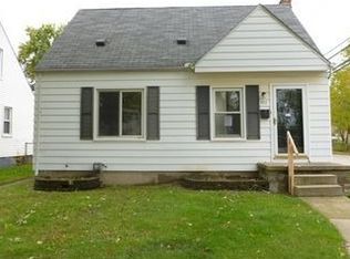 4112 Carnegie St, Wayne, MI 48184