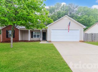 449 Sarahs Ln, Locust Grove, GA 30248