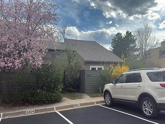 3rd image of 3800 Northbrook Dr