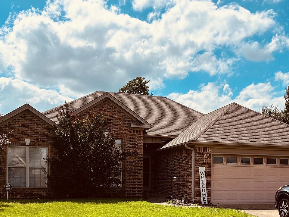 1st image of 2217 Daniel Dr