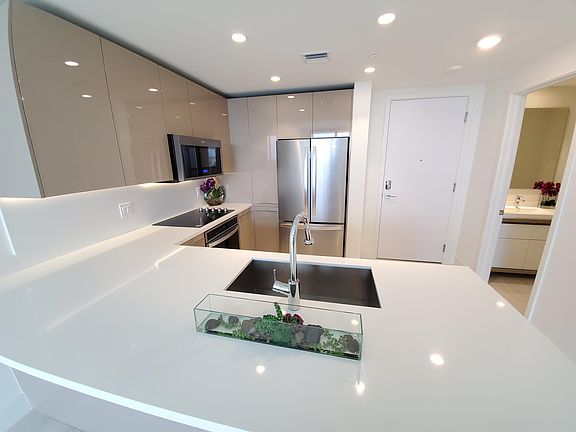 2nd image of 2000 Metropica Way APT 1405