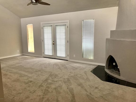 Living room 1