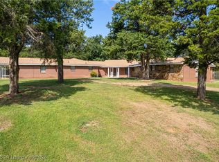 39827 Morris Creek Rd, Howe, OK 74940