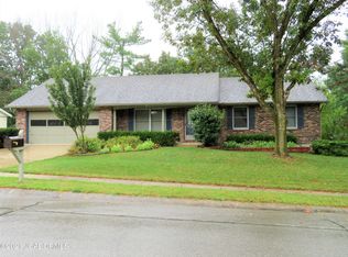 1912 Oak Cliff Dr, Columbia, MO 65203