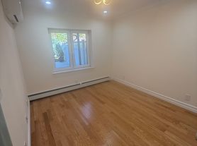 7223 60th Ave