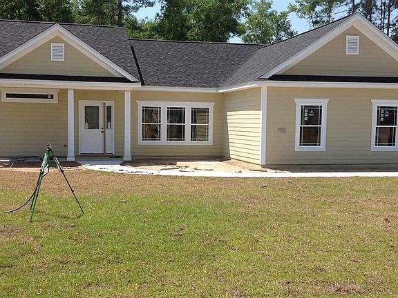 2nd image of 49 Carousel Cir