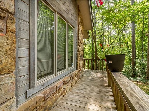 4th image of 3 Earby Ln