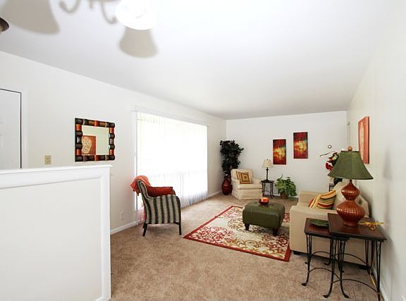2nd image of 30616 Royalview Dr