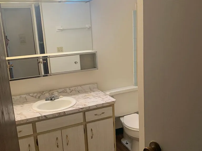 29 Alexander Ave — Photo 11