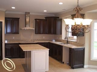 2nd image of 6293 Creekside Dr