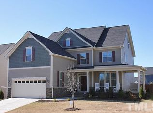 717 Crimson Oak Ln, Fuquay Varina, NC 27526
