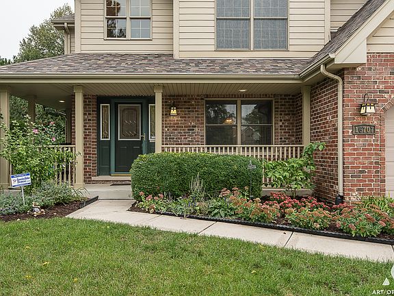 3rd image of 16707 S Blackfoot Dr
