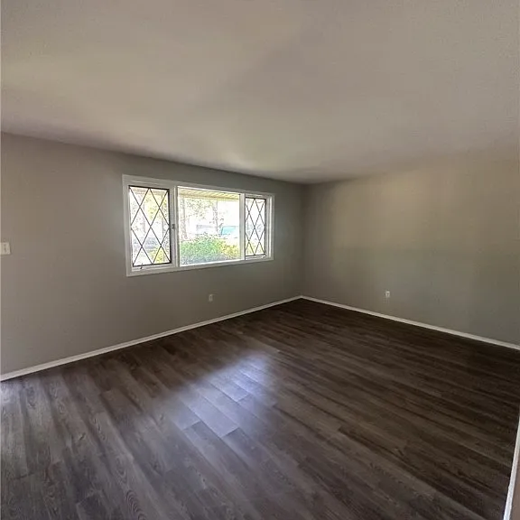 29 Ventura Blvd — Photo 6