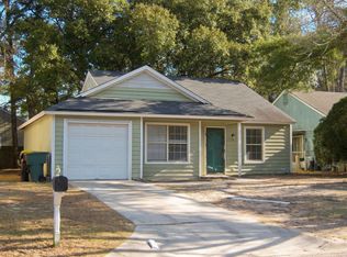 54 Quail Forest Dr, Savannah, GA 31419